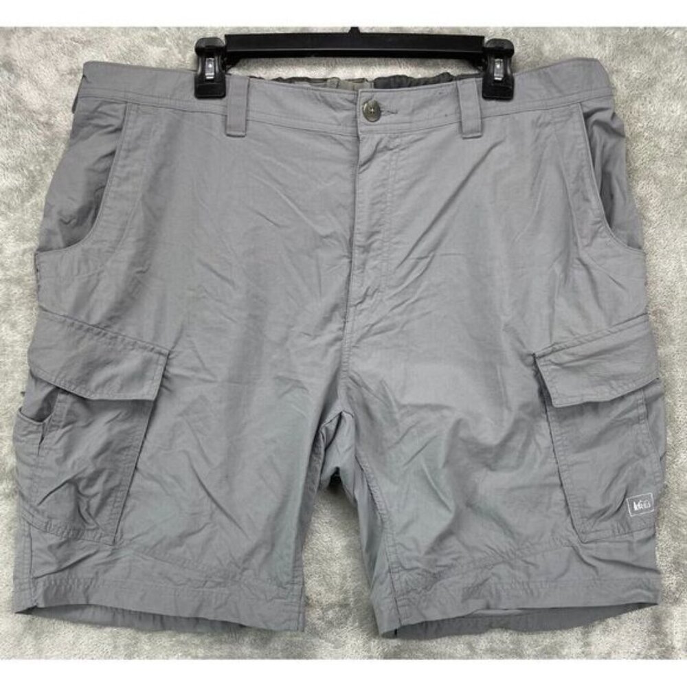REI Men's Nylon Cargo Shorts XXL Gray Performance Mountain Hike Camp‎